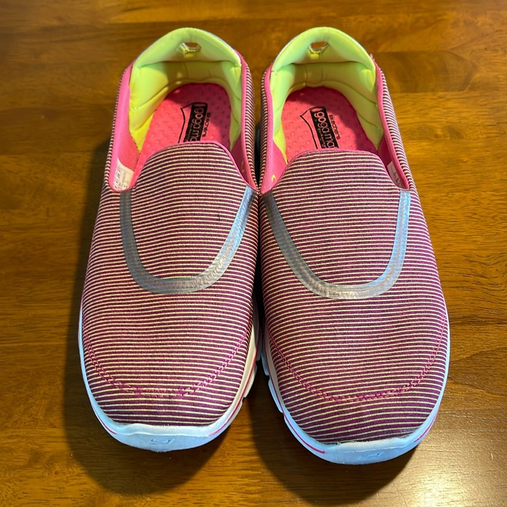 Skechers Performance Go Walk 3 Sneakers Slip-in shoes Size 11